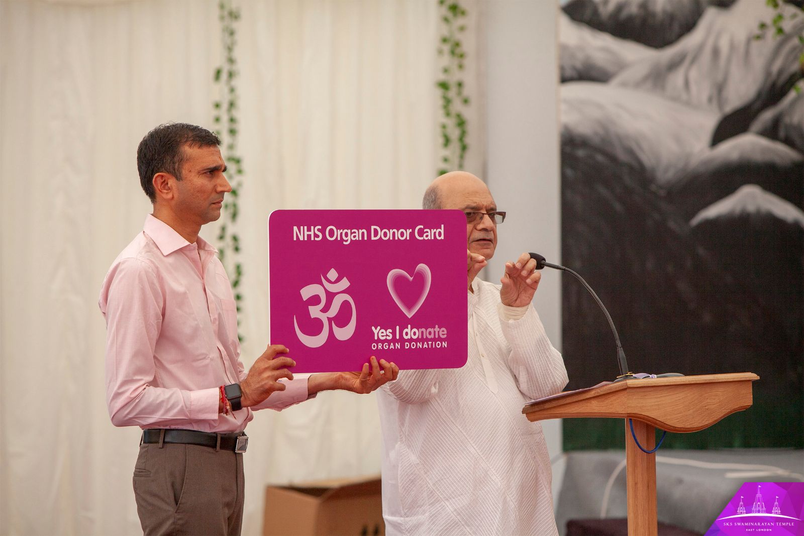 ©1987-2017 SKS Swaminarayan Temple East London